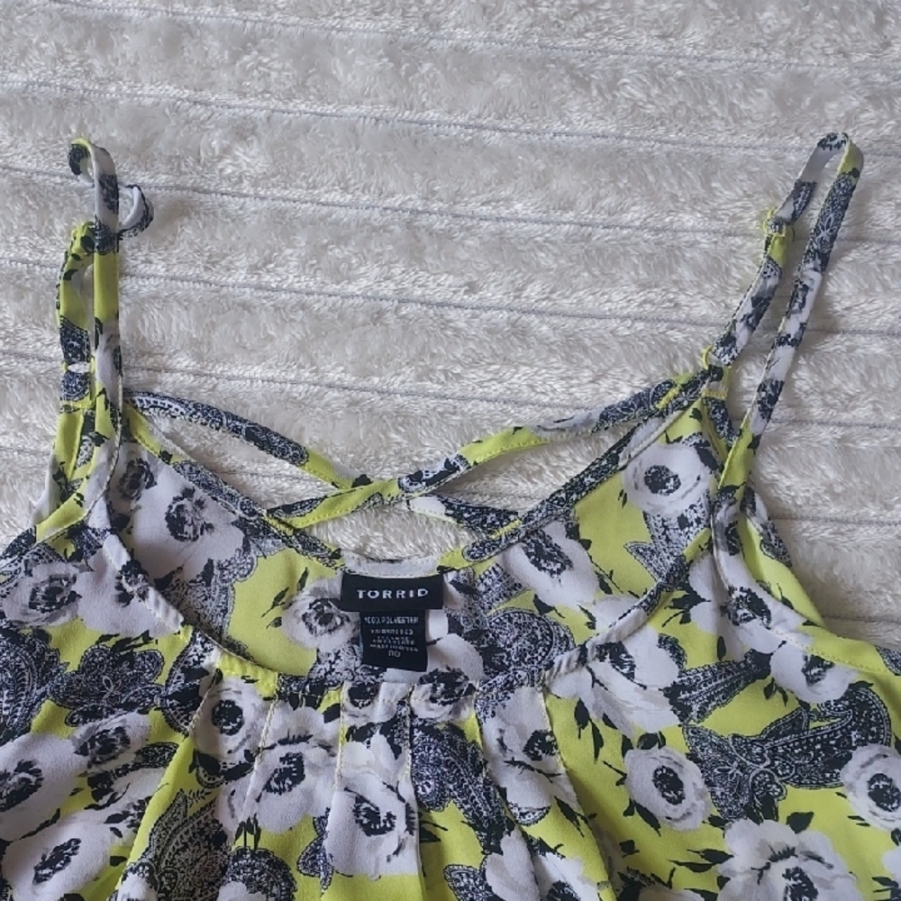 Torrid Yellow and Black Floral Camisole - Picture 3 of 5